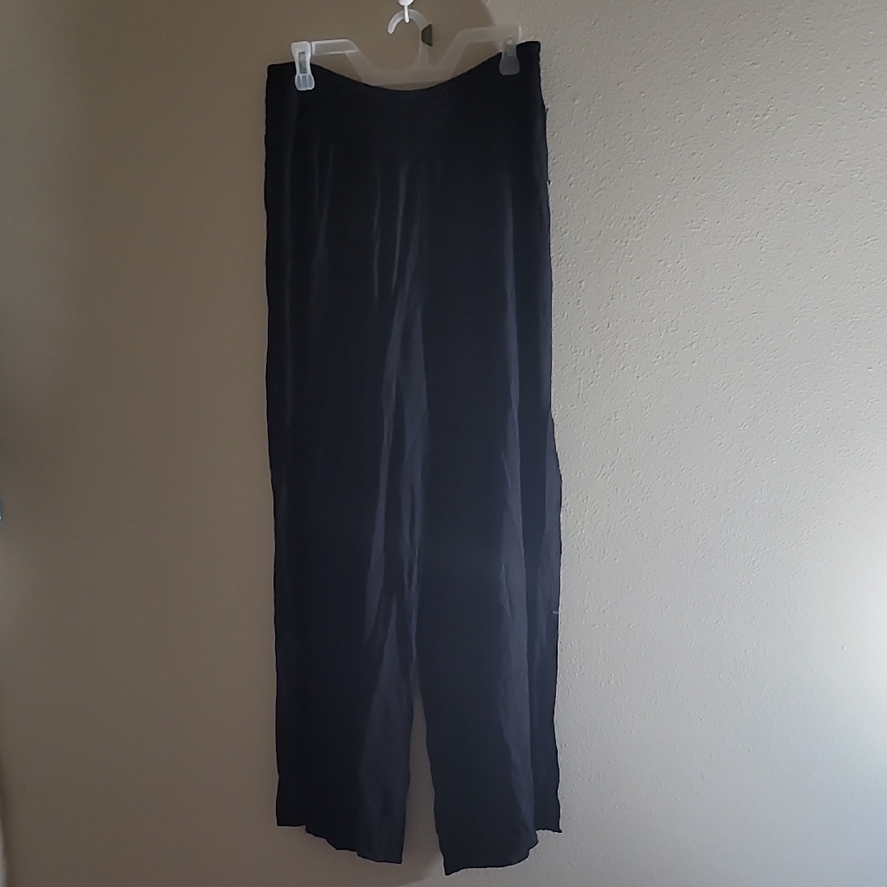 Shade & Shore Black Garment